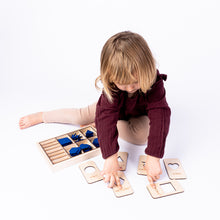 Załaduj obraz do przeglądarki galerii, Układanka - Nauka kształtów