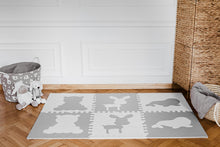 Załaduj obraz do przeglądarki galerii, Mata piankowa Grey Arctic Friends